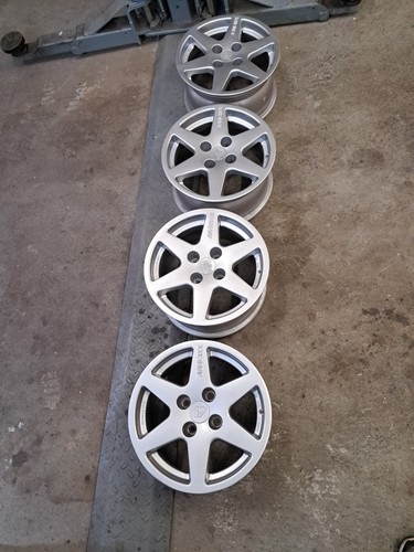 Audi avantgarde - 80,